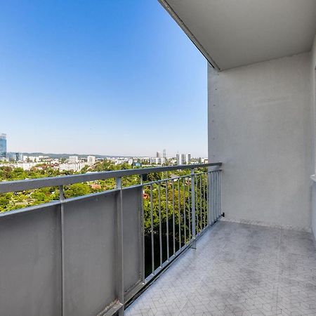Apartament Pokoje Gdańsk Zaspa - Pilotów 20b, 800m SKM-Zaspa, odległość do morza 3km Zewnętrze zdjęcie