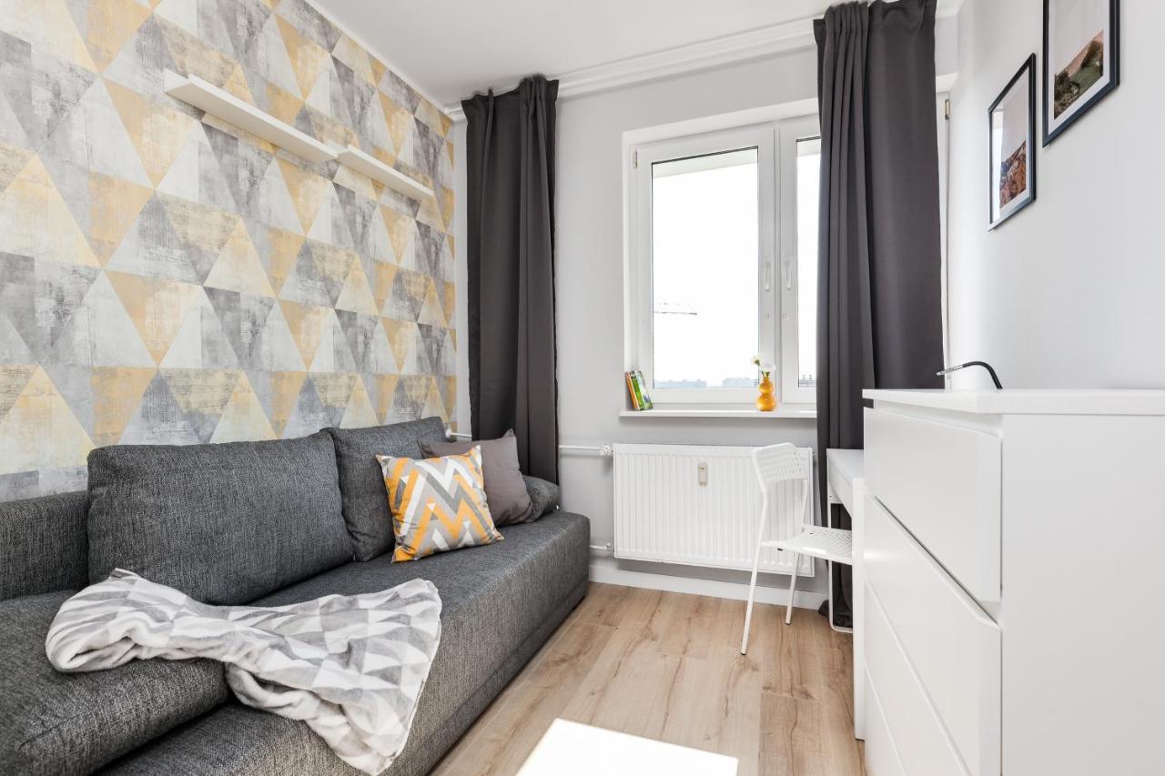 Apartament Pokoje Gdańsk Zaspa - Pilotów 20b, 800m SKM-Zaspa, odległość do morza 3km Zewnętrze zdjęcie